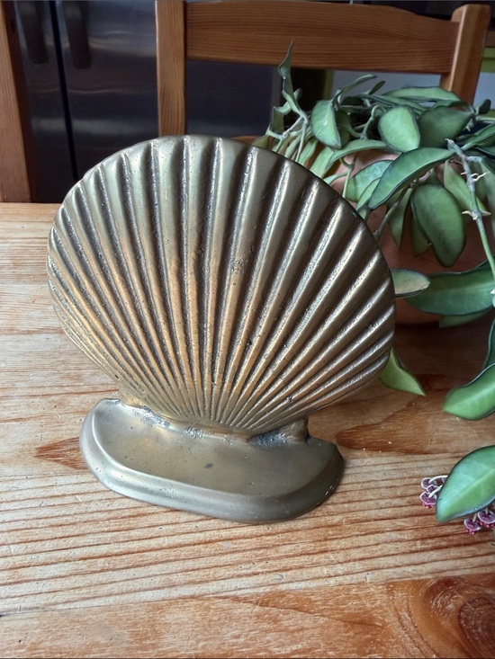 Vintage Other - Vintage Brass Seashell Decorative Bookend